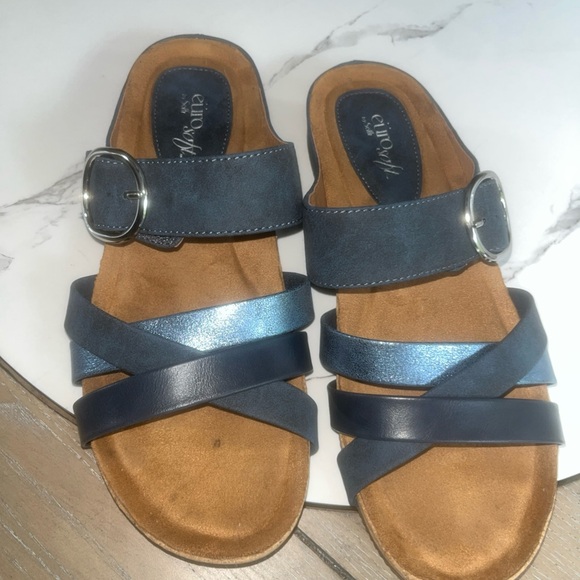 Alivio Women's Navy and Brown Sandals - Picture 1 of 16